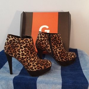 Guess high heel size 7.5M